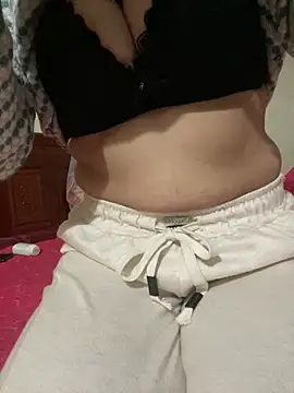 Milk Mom99 online show from 21, 12, 2024