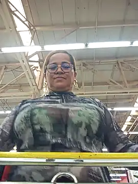 Snapshot of natally_ross21 chatting on 26, 10, 2025 natally ross21 online show from 26, 10, 2025