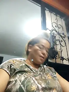 Snapshot of natally_ross21 chatting on 16, 11, 2025 natally ross21 online show from 16, 11, 2025