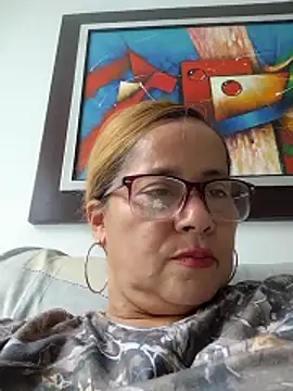 Snapshot of natally_ross21 chatting on 9, 6, 2026 natally ross21 online show from 9, 6, 2026