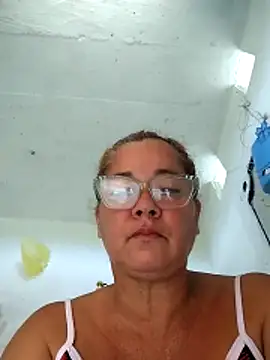Snapshot of natally_ross21 chatting on 25, 4, 2026 natally ross21 online show from 25, 4, 2026