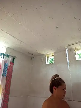 Snapshot of natally_ross21 chatting on 10, 11, 2025 natally ross21 online show from 10, 11, 2025