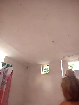 Snapshot of natally_ross21 chatting on 23, 11, 2025 natally ross21 online show from 23, 11, 2025