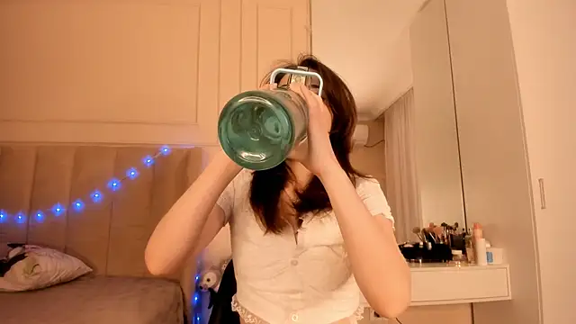 Snapshot of melissa_yamazaki chatting on 7, 11, 2025 melissa yamazaki online show from 7, 11, 2025