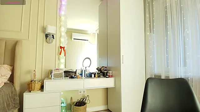 melissa yamazaki online show from 2, 7, 2026