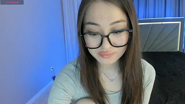 Snapshot of melissa_yamazaki chatting on 6, 3, 2025 melissa yamazaki online show from 6, 3, 2025