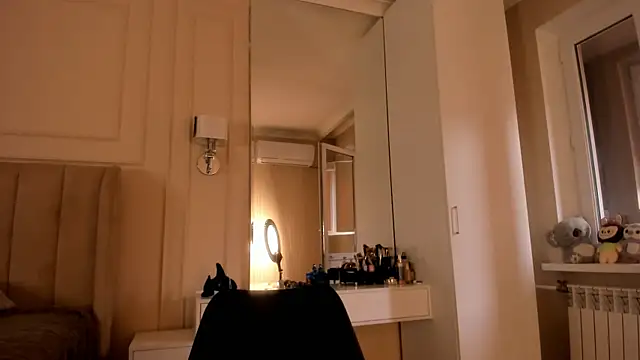 Snapshot of melissa_yamazaki chatting on 21, 10, 2025 melissa yamazaki online show from 21, 10, 2025