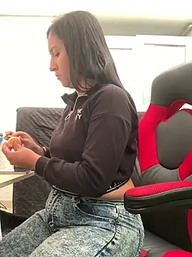 luna asss online show from 11, 3, 2025