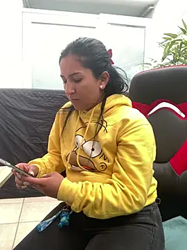 luna asss online show from 19, 3, 2025