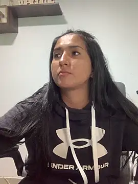 luna asss online show from 17, 2, 2025