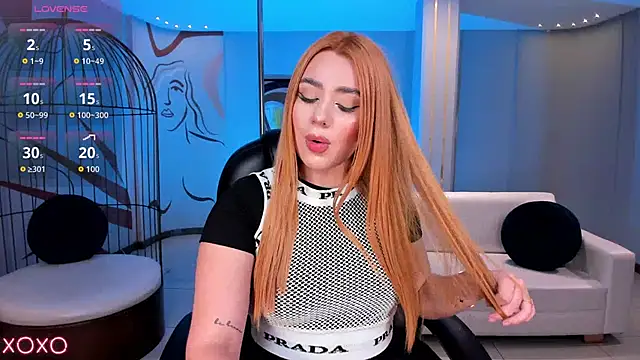 SamanthaKlein  online show from 5, 10, 2025