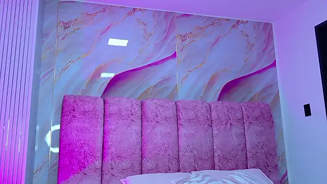 kendal rossi online show from 13, 3, 2026