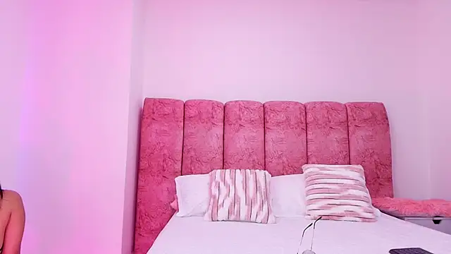 Snapshot of kendal_rossi chatting on 10, 11, 2025 kendal rossi online show from 10, 11, 2025