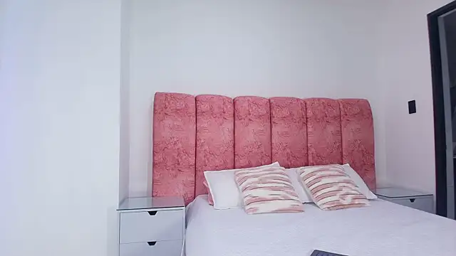 kendal rossi online show from 16, 12, 2025