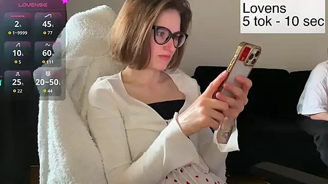 Sexy Sweets online show from 6, 3, 2026