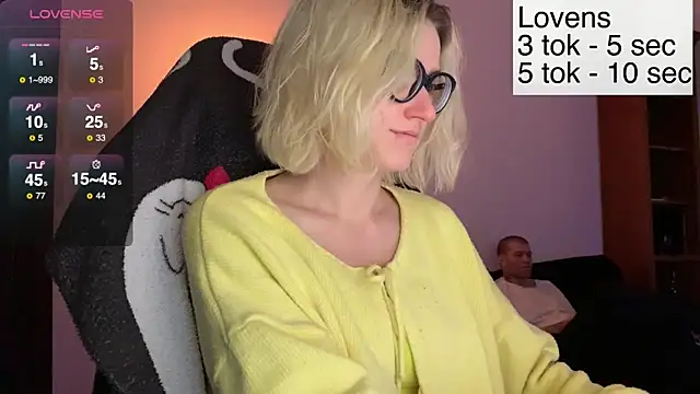 Sexy Sweets online show from 13, 12, 2025