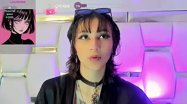 Naomi-Haruno online show from 8, 2, 2025