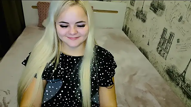 lovely-eyes online show from 12, 11, 2025