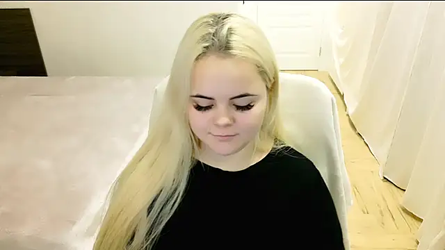 lovely-eyes online show from 14, 1, 2025