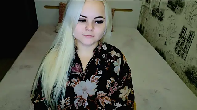 lovely-eyes online show from 25, 11, 2025