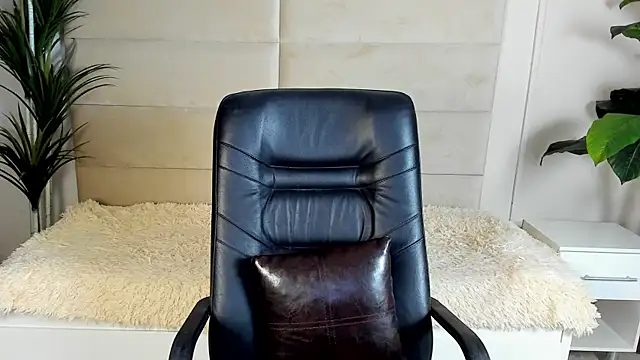 Dana  dom online show from 9, 11, 2025