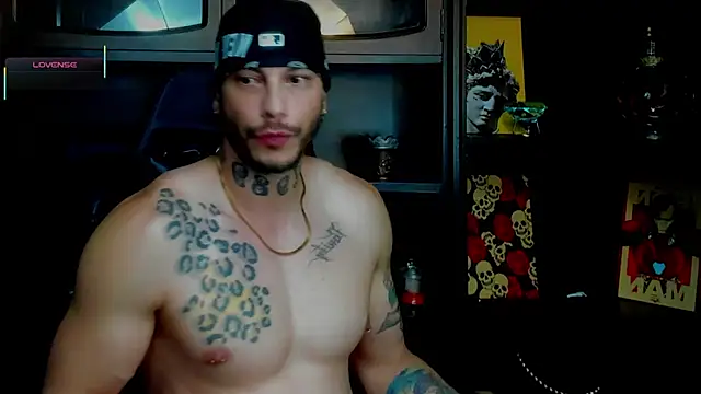 Snapshot of RickG_Oficial chatting on 25, 11, 2025 RickG Oficial online show from 25, 11, 2025