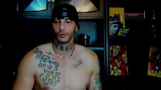 Snapshot of RickG_Oficial chatting on 2, 11, 2025 RickG Oficial online show from 2, 11, 2025