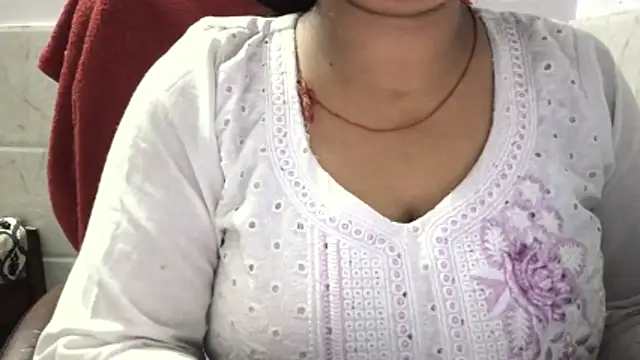 Gulaboo bhabi online show from 18, 4, 2026