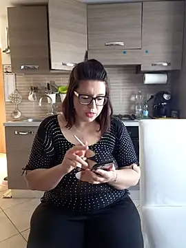 carolyne2023 online show from 5, 4, 2026