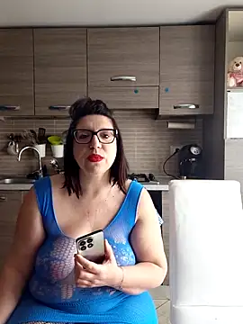 carolyne2023 online show from 4, 3, 2026