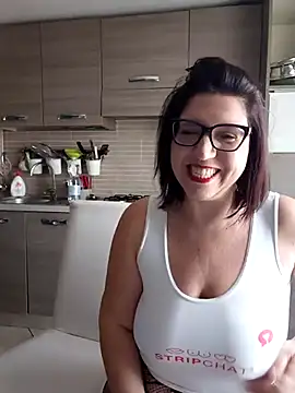 carolyne2023 online show from 17, 1, 2026