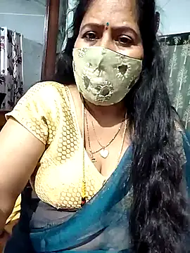 Snapshot of Rani_Darling_99 chatting on 11, 9, 2025 Rani Darling 99 online show from 11, 9, 2025