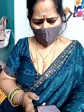 Rani Darling 99 online show from 7, 2, 2026