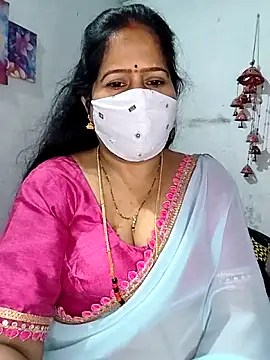 Snapshot of Rani_Darling_99 chatting on 24, 10, 2025 Rani Darling 99 online show from 24, 10, 2025