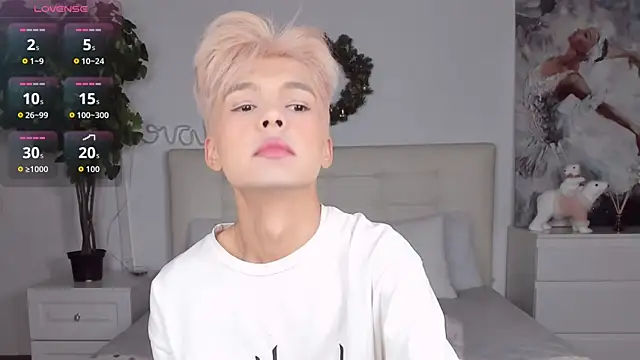 Felix Rey online show from 15, 12, 2025