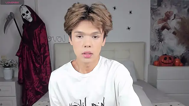 Snapshot of Felix_Rey chatting on 29, 10, 2025 Felix Rey online show from 29, 10, 2025