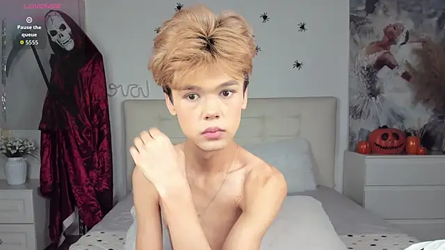 Snapshot of Felix_Rey chatting on 16, 10, 2025 Felix Rey online show from 16, 10, 2025