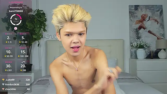 Snapshot of Felix_Rey chatting on 10, 3, 2025 Felix Rey online show from 10, 3, 2025