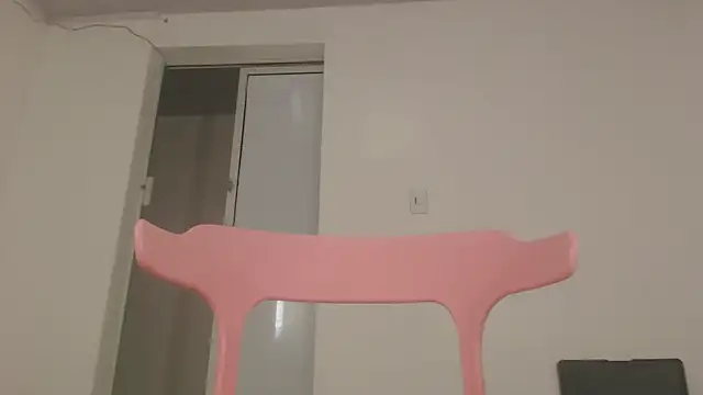 Kitty Mifl online show from 8, 3, 2025