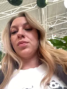 Sweet   Emily online show from 4, 11, 2025