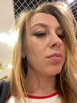 Sweet   Emily online show from 14, 10, 2025