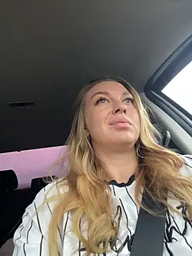 Sweet   Emily online show from 23, 11, 2025