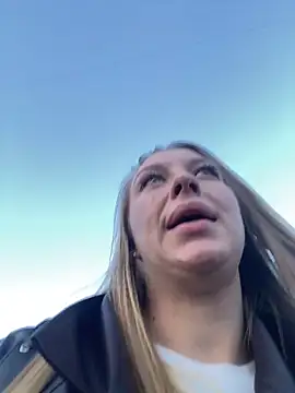 Sweet   Emily online show from 14, 11, 2025