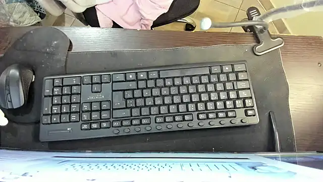 Amy Walker online show from 25, 3, 2026