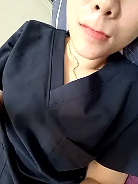 2 sex online show from 9, 4, 2026