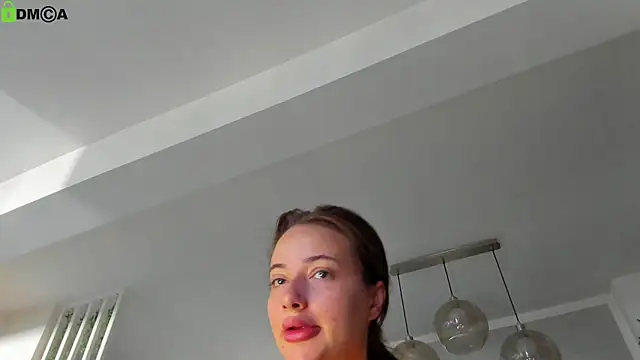 Snapshot of IreneVON chatting on 9, 7, 2026 IreneVON online show from 9, 7, 2026
