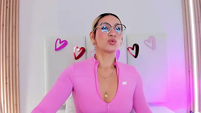 Emily robertss online show from 17, 2, 2026