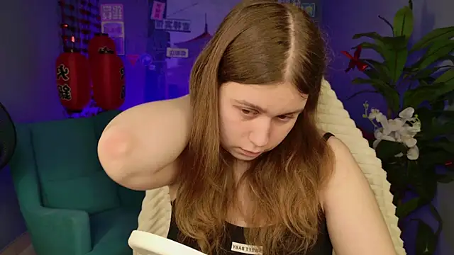 FioraMarmoris online show from 8, 4, 2026