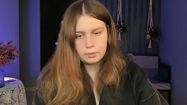 FioraMarmoris online show from 10, 10, 2025