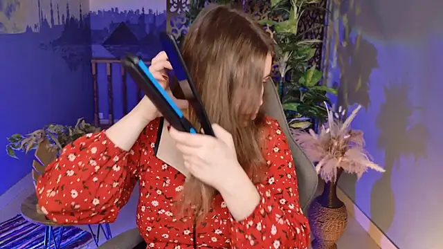 FioraMarmoris online show from 18, 12, 2025